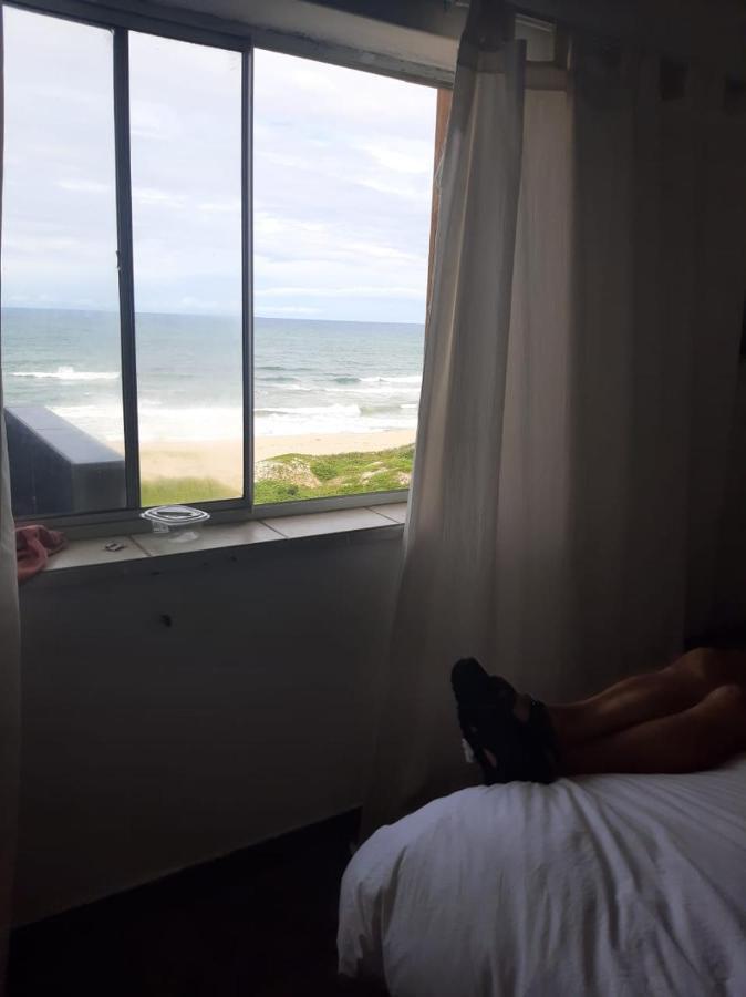 Breezy Seaview- On The Beach Amanzimtoti Exterior foto